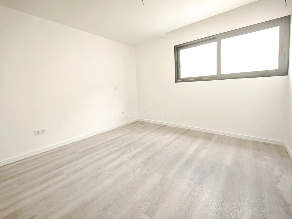 Moradia T3 para Venda em Santo Antonio Foto 31