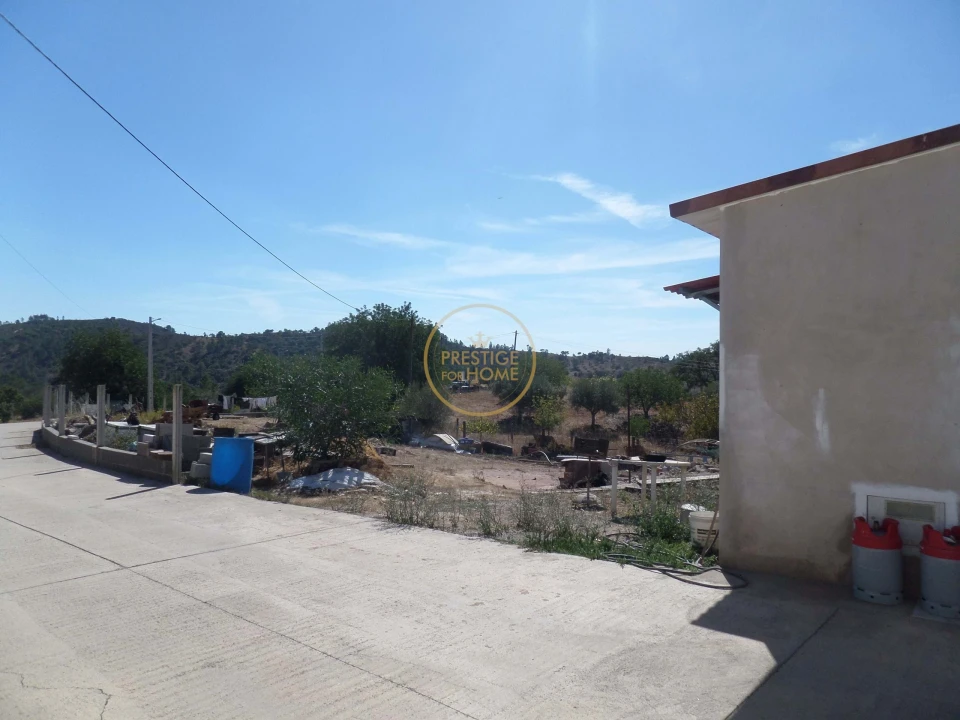 Moradia T2 para Venda em Salir Foto 25