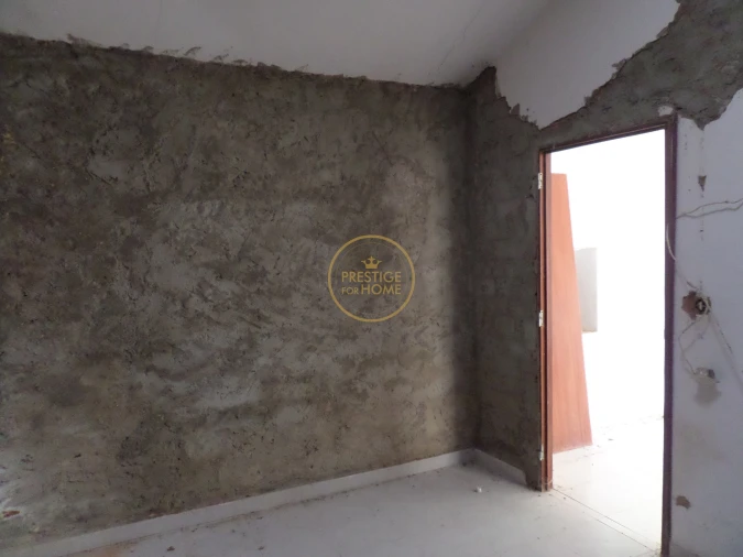 Moradia T2 para Venda em Salir Foto 12