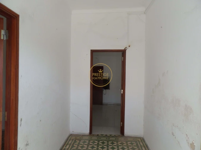 Moradia T2 para Venda em Salir Foto 6