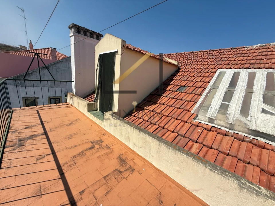 Apartamento T2 para Venda em Vila Franca de Xira Foto 2