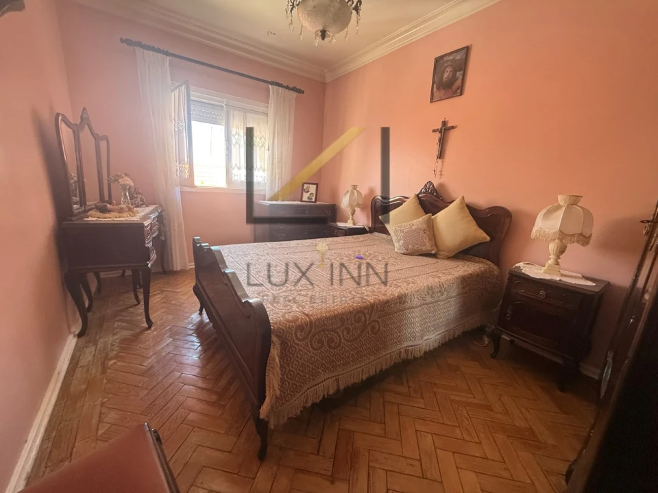 Apartamento T2 para Venda em Vila Franca de Xira Foto 4