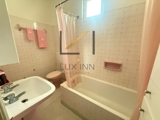 Apartamento T2 para Venda em Vila Franca de Xira Foto 9