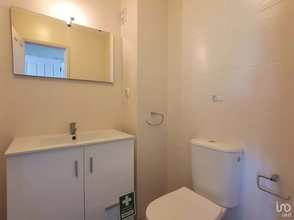 Apartamento T2 para Venda em Quarteira Foto 8