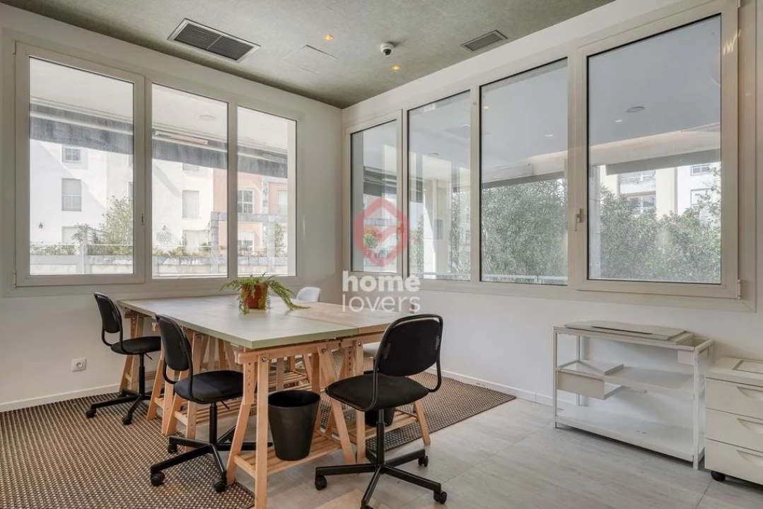 Negócio para Arrendamento em São Domingos de Benfica Foto 12