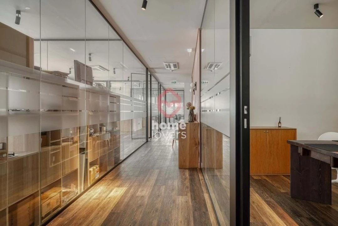 Negócio para Arrendamento em São Domingos de Benfica Foto 2