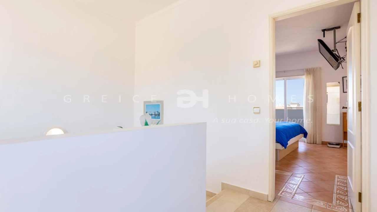 Moradia T4 para Arrendamento em Quarteira Foto 18