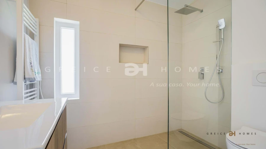 Moradia T4 para Arrendamento em Almancil Foto 17