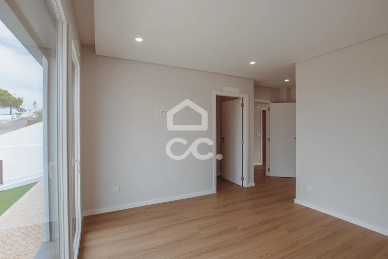 Moradia T3 para Venda em Cadaval e Pêro Moniz Foto 30