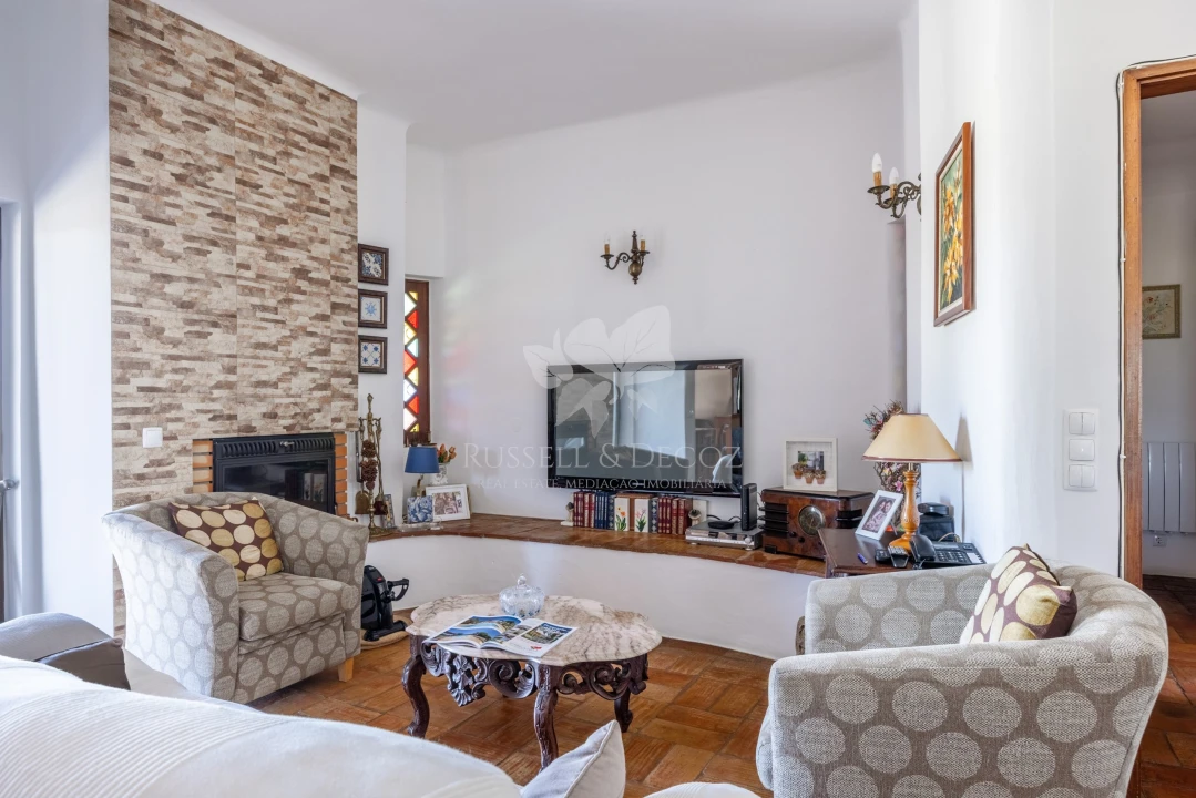 Moradia T4 para Venda em Olhão Foto 8