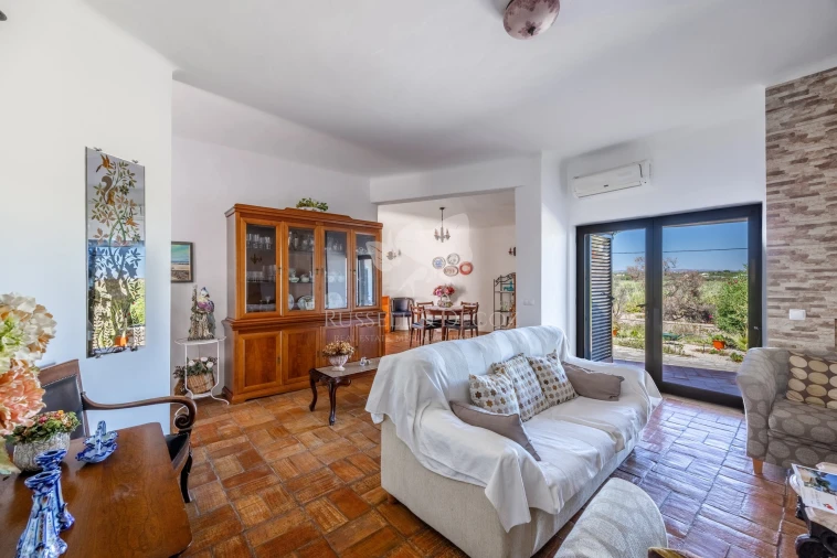 Moradia T4 para Venda em Olhão Foto 7