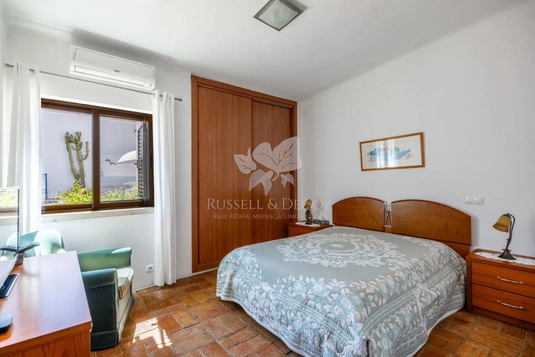 Moradia T4 para Venda em Olhão Foto 24