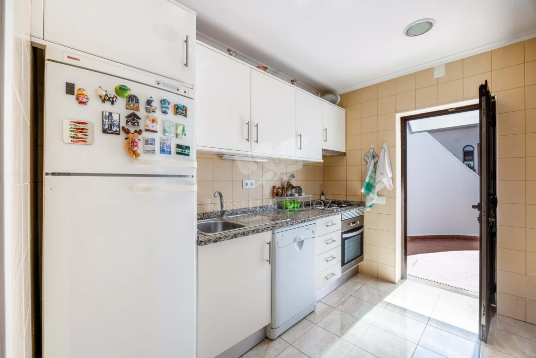 Moradia T4 para Venda em Olhão Foto 4