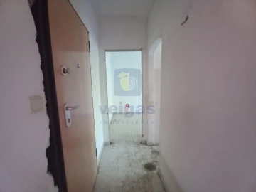 Apartamento T1 para Venda em Baixa da Banheira e Vale da Amoreira