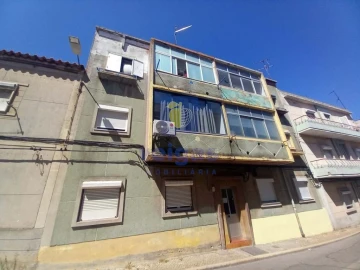 Apartamento T1 para Venda em Baixa da Banheira e Vale da Amoreira