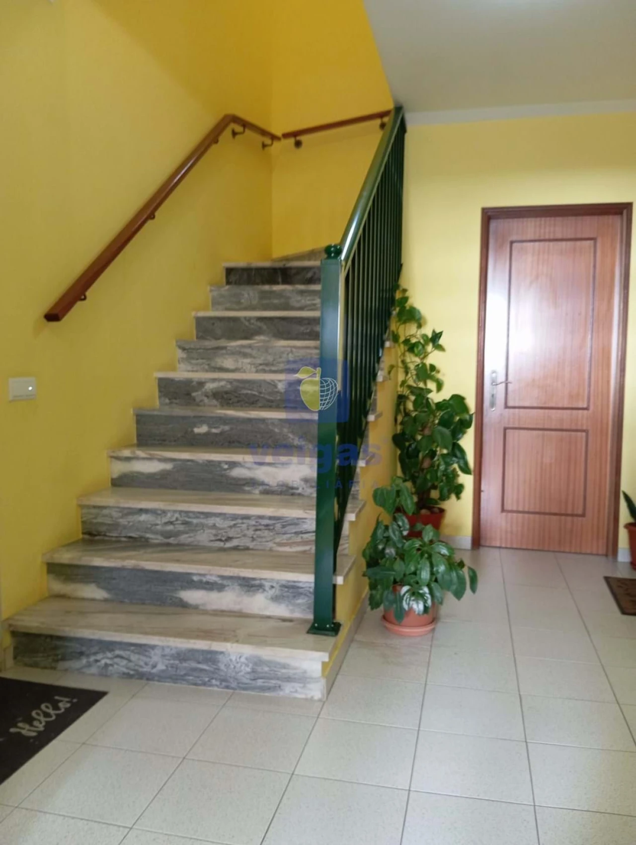 Apartamento T1 para Arrendamento em Gaeiras Foto 5