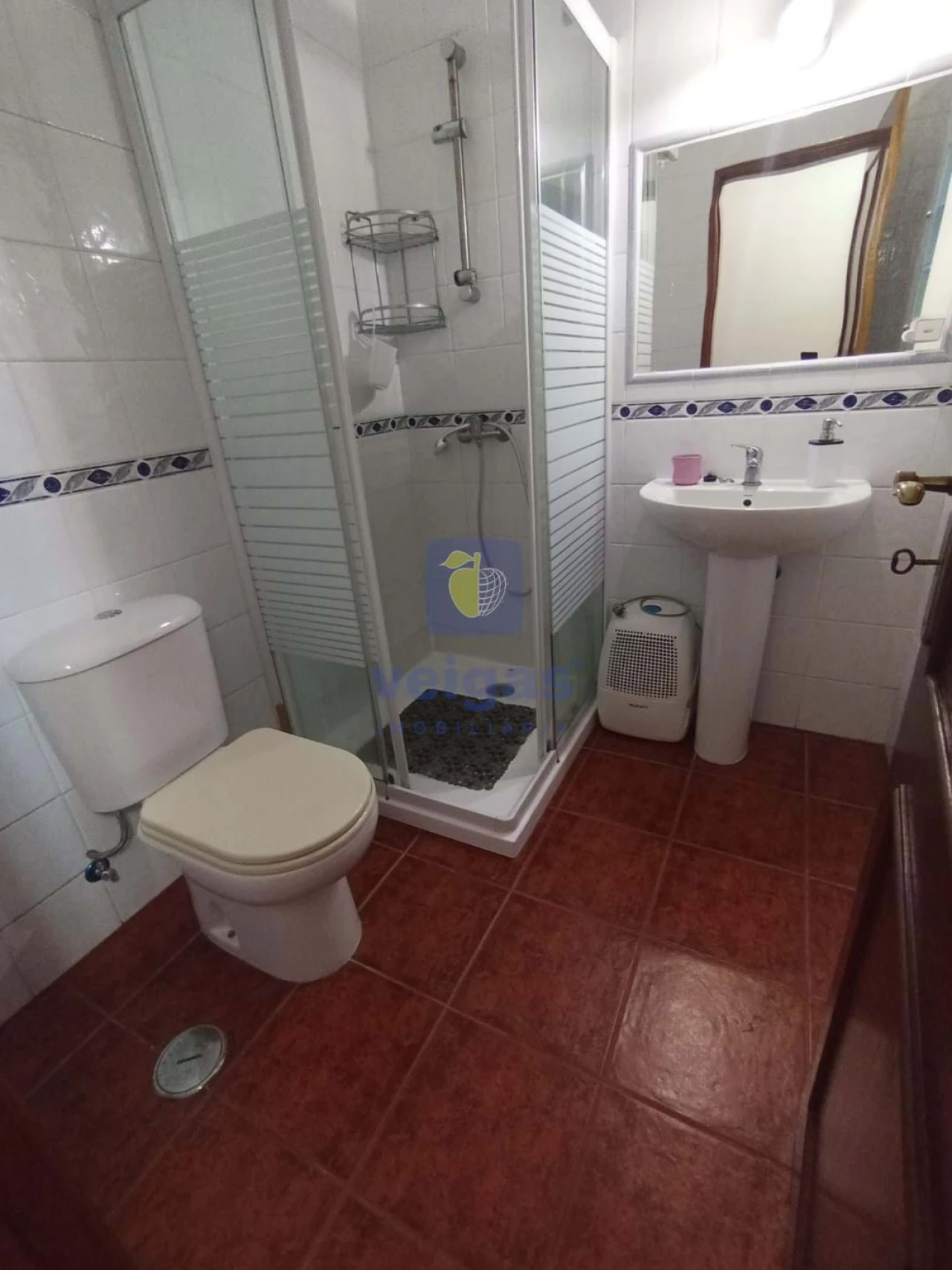 Apartamento T1 para Arrendamento em Gaeiras Foto 3