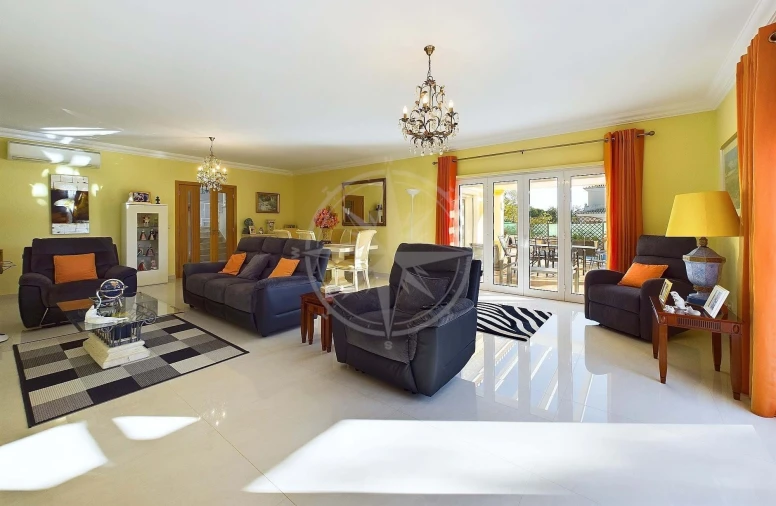 Moradia T4 para Venda em Tavira (Santa Maria e Santiago) Foto 11