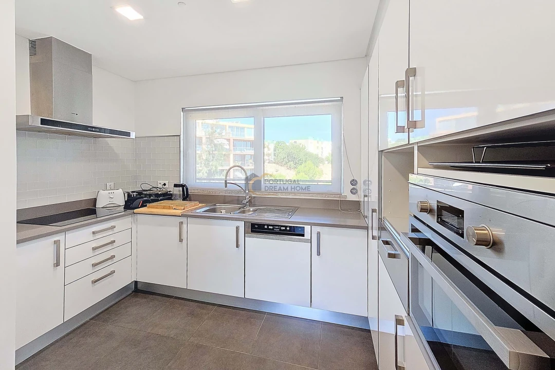 Apartamento T2 para Venda em Portimão Foto 12