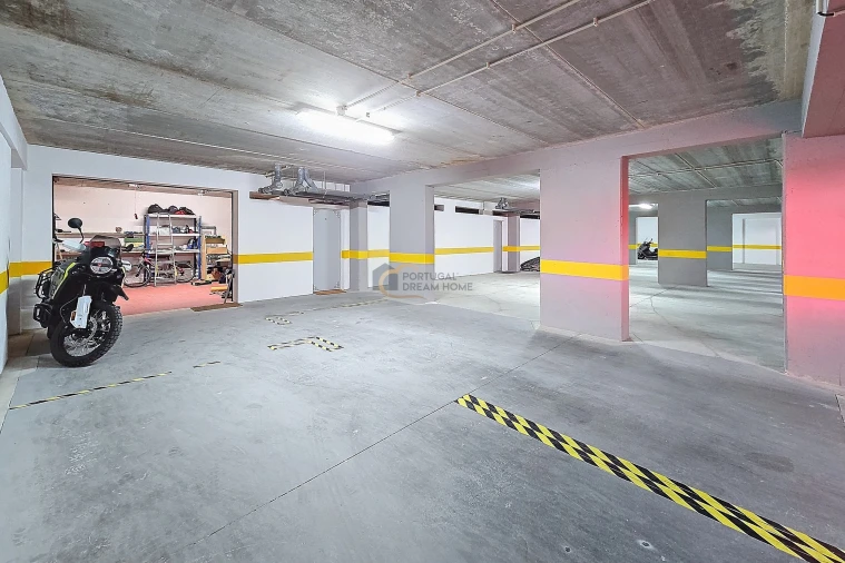 Apartamento T2 para Venda em Portimão Foto 19