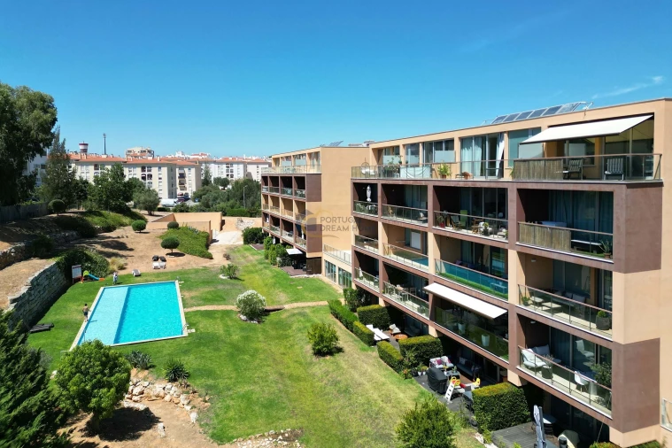 Apartamento T2 para Venda em Portimão Foto 25