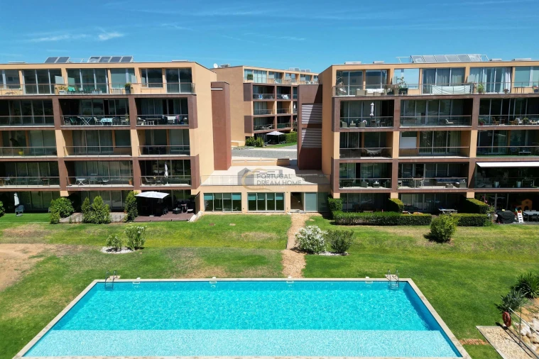 Apartamento T2 para Venda em Portimão Foto 26