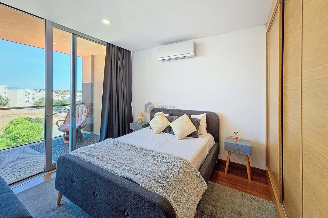 Apartamento T2 para Venda em Portimão Foto 13