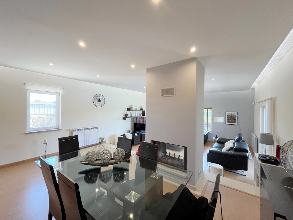 Moradia T4 para Venda em São Silvestre Foto 8