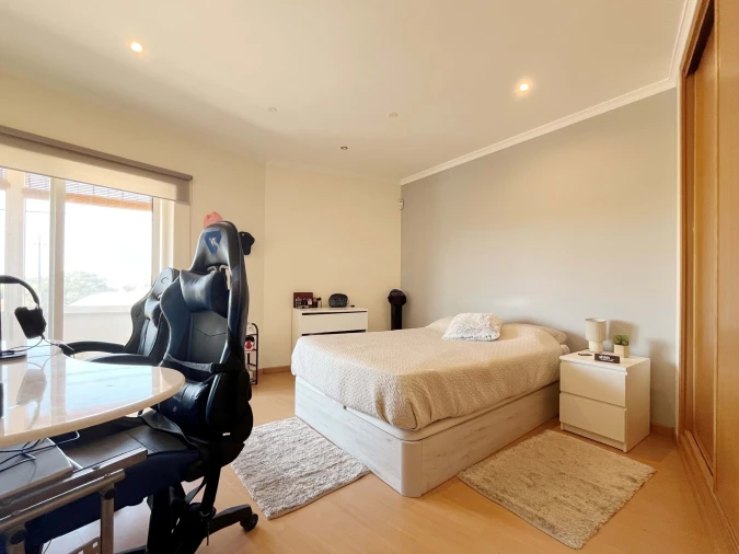 Moradia T4 para Venda em São Silvestre Foto 24