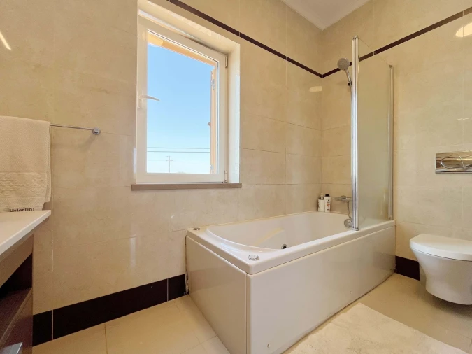 Moradia T4 para Venda em São Silvestre Foto 20