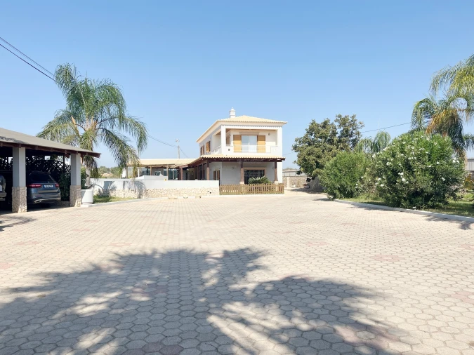 Moradia T4 para Venda em São Silvestre Foto 36