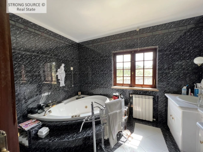 Quinta T6 para Venda em Sesimbra (Castelo) Foto 106