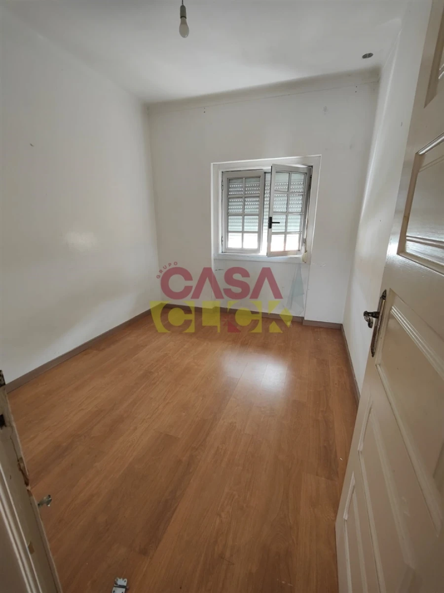 Prédio para Venda em Torres Novas (Santa Maria, Salvador e Santiago) Foto 18