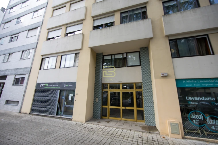 Apartamento T3 para Venda em Paranhos Foto 2