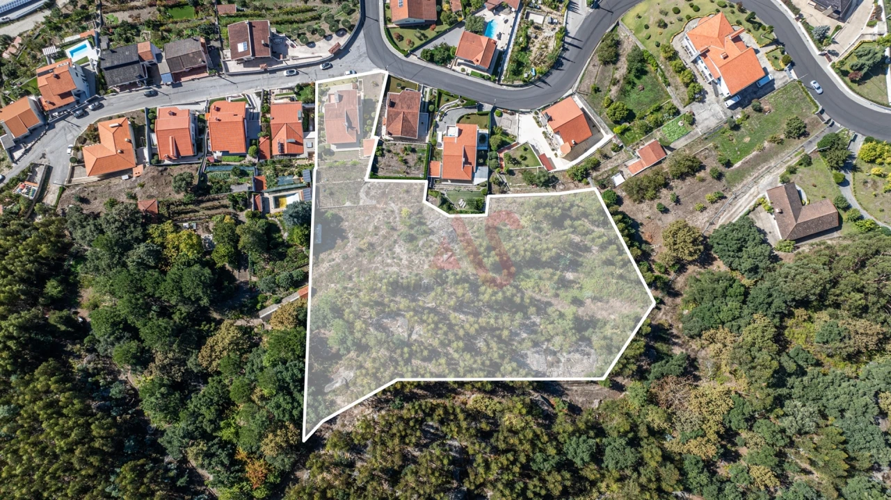 Moradia T5 para Venda em Caldas de Vizela (São Miguel e São João) Foto 38