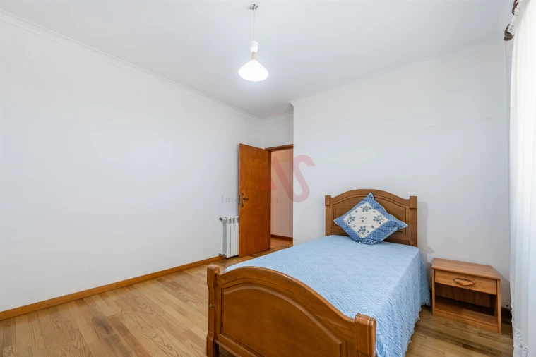 Moradia T5 para Venda em Caldas de Vizela (São Miguel e São João) Foto 15