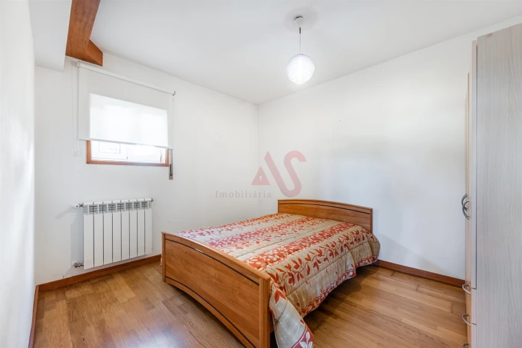 Moradia T5 para Venda em Caldas de Vizela (São Miguel e São João) Foto 12