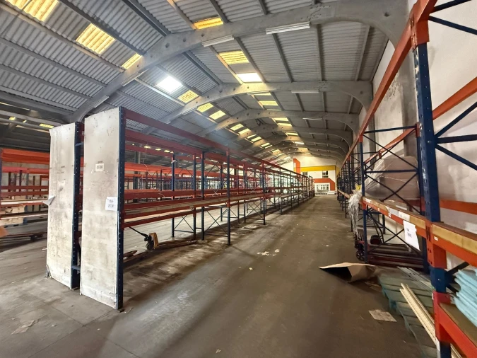 Armazém para Venda em Seixas Foto 8