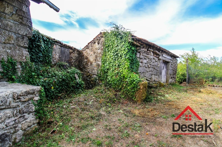 Moradia T0 para Venda em Pinheiro Foto 6