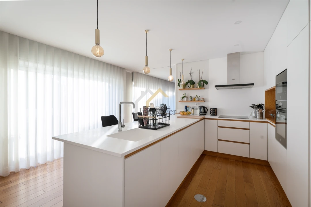 Moradia T4 para Venda em Ermesinde Foto 3