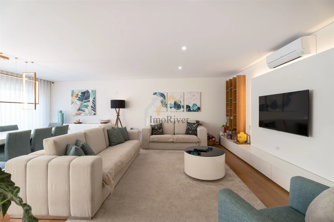 Moradia T4 para Venda em Ermesinde Foto 9