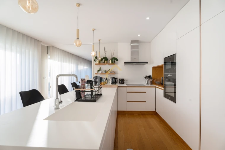 Moradia T4 para Venda em Ermesinde Foto 4