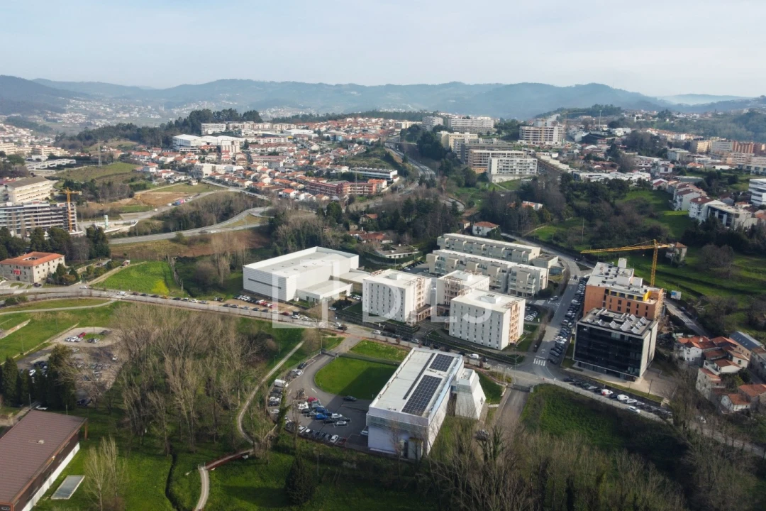 Apartamento T1 para Venda em Azurem Foto 23