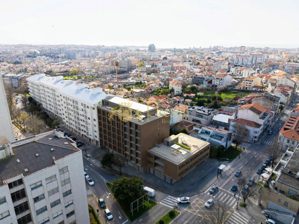 Apartamento T2 para Venda em Cedofeita, Santo Ildefonso, Sé, Miragaia, São Nicolau e Vitória Foto 8