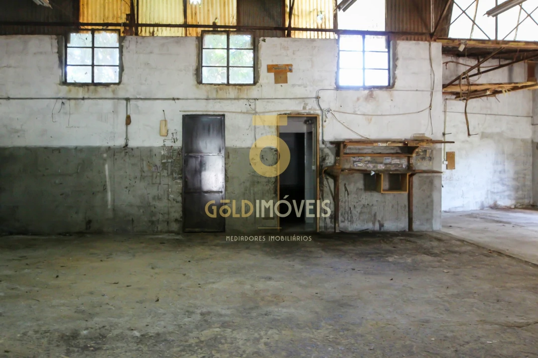 Armazém para Venda em Penamaior Foto 14