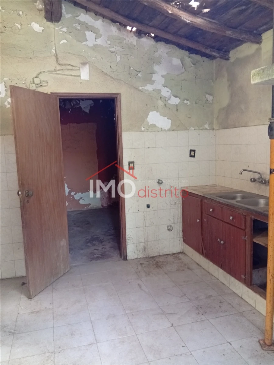 Moradia T3 para Venda em Fortios Foto 5