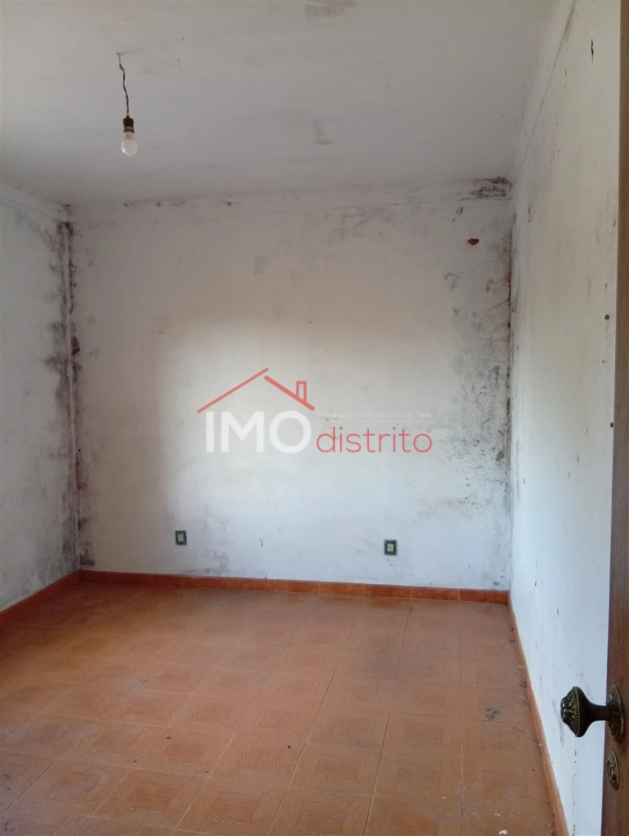 Moradia T3 para Venda em Fortios Foto 4