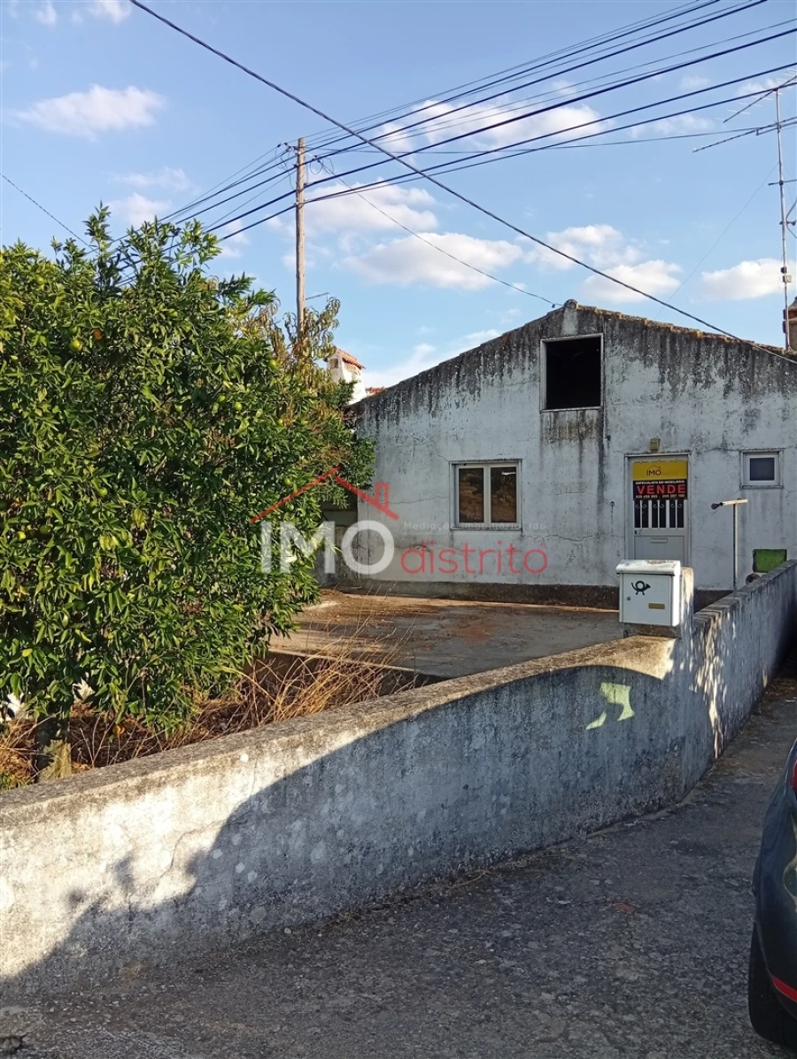 Moradia T3 para Venda em Fortios Foto 1