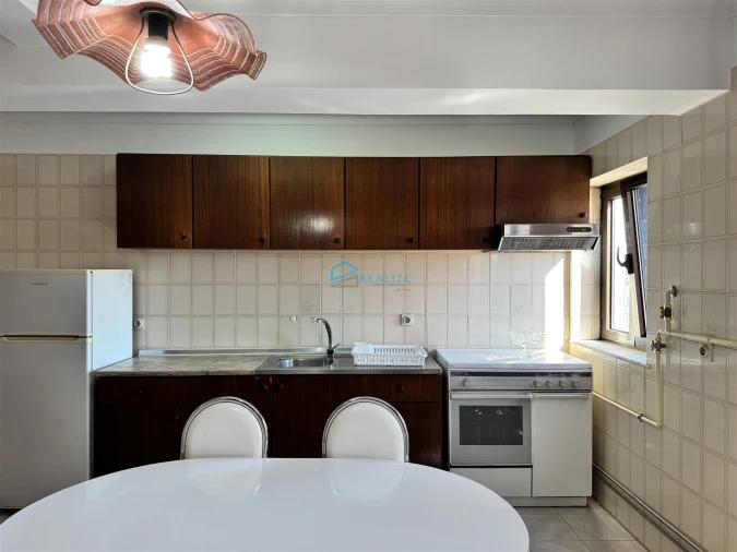 Apartamento T3 para Arrendamento em Nossa Senhora da Conceição, São Pedro e São Dinis Foto 5