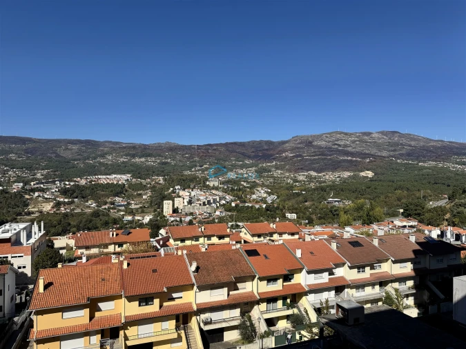 Apartamento T3 para Arrendamento em Nossa Senhora da Conceição, São Pedro e São Dinis Foto 19